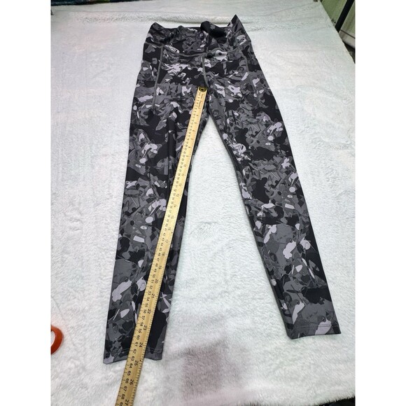The North Face Womens Activewear Grey Geometric Cropped Legging Size Large.‎ - Picture 5 of 12
